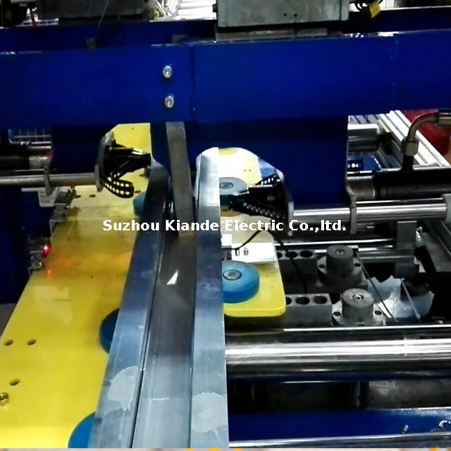 riveting machine 3 آلة التثبيت 3